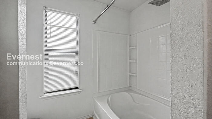 Building Photo - 1216 Apollo Cir