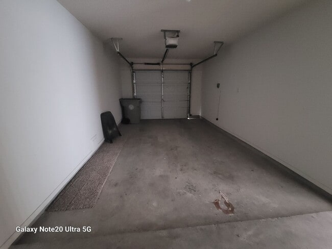 Building Photo - 2988 Tierra Cortez Ave