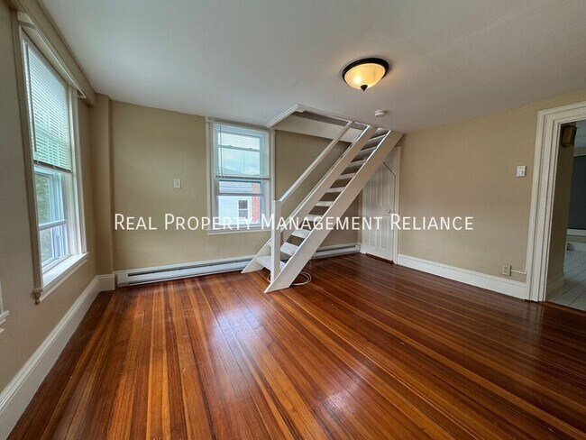 Primary Photo - 16 Franklin Pl