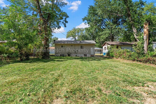 Building Photo - 10512 Earl Dr