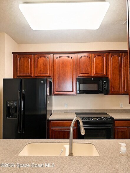 Building Photo - 3848 Lexmark Ln