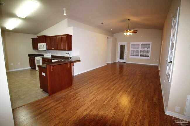 Building Photo - 4479 Winona Ln