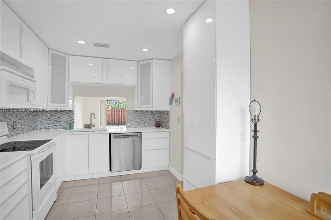 Building Photo - 11529 SW 133rd Terrace
