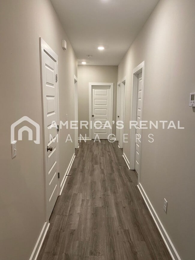 Building Photo - Home for Rent in Brookwood ... Available to View Now!!!