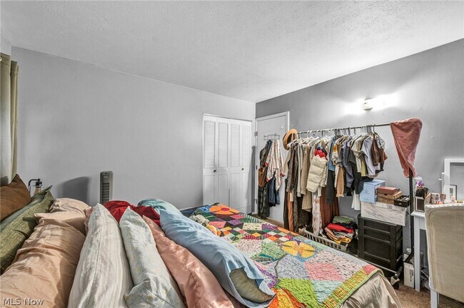 Building Photo - 5200 Royalton Rd