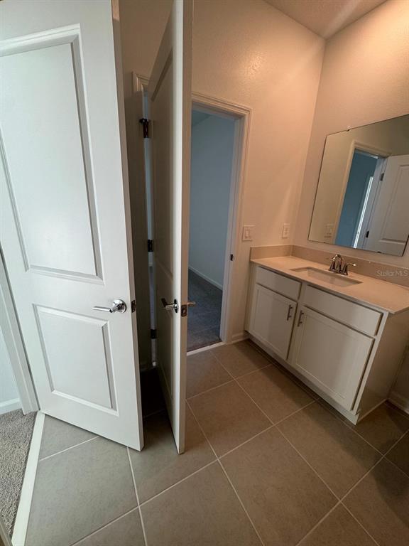 Building Photo - 5673 LIVELINESS Aly