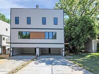 Building Photo - Located in the Smallwood Neighborhood only minutes to uptown Charlotte and all the major corridor...