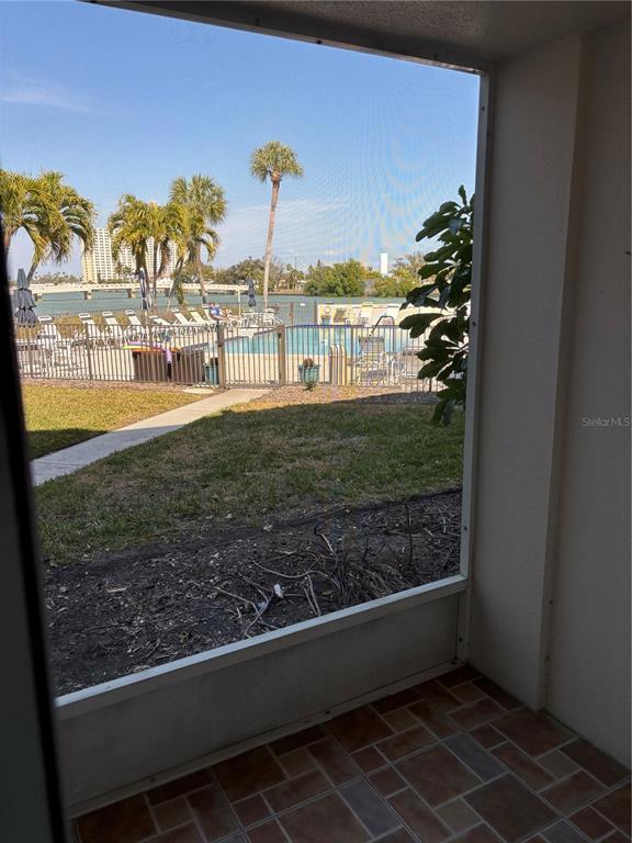 Building Photo - 7401 Bay Island Dr S