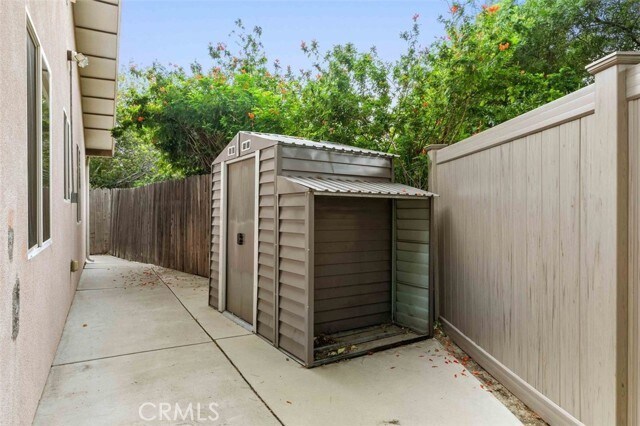 Building Photo - 16577 Knollwood Dr