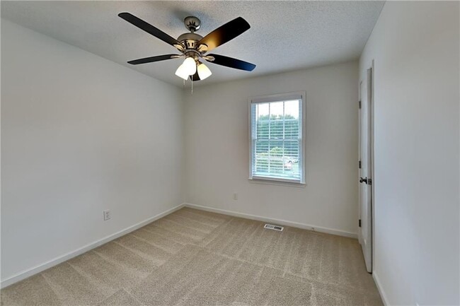 Building Photo - 297 Graison Ln