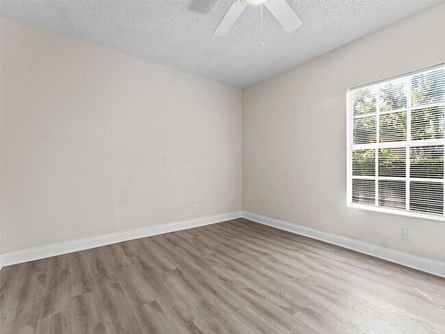 Building Photo - 8210 N Klondyke St