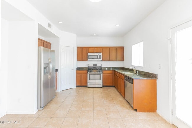 Building Photo - 14648 Friesian Trail