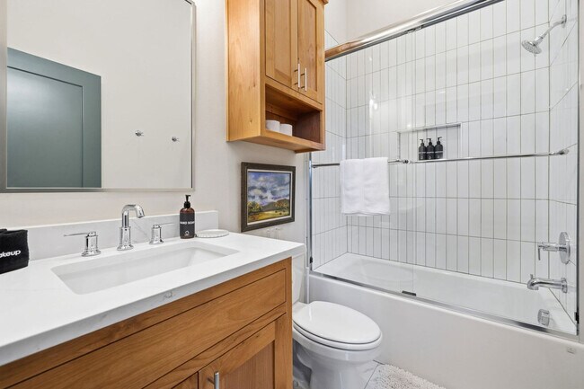 Building Photo - 8691 Rambo North Rd