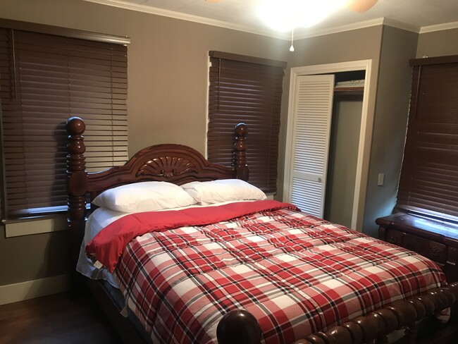 Guest bedroom - 1495 Henderson Hwy