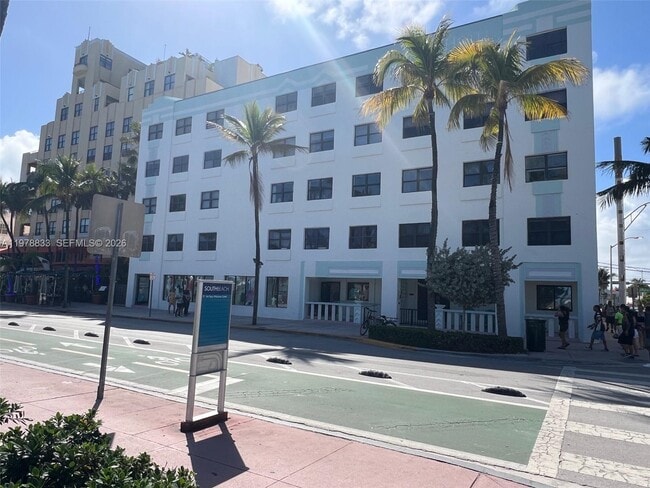Building Photo - 1390 Ocean Dr