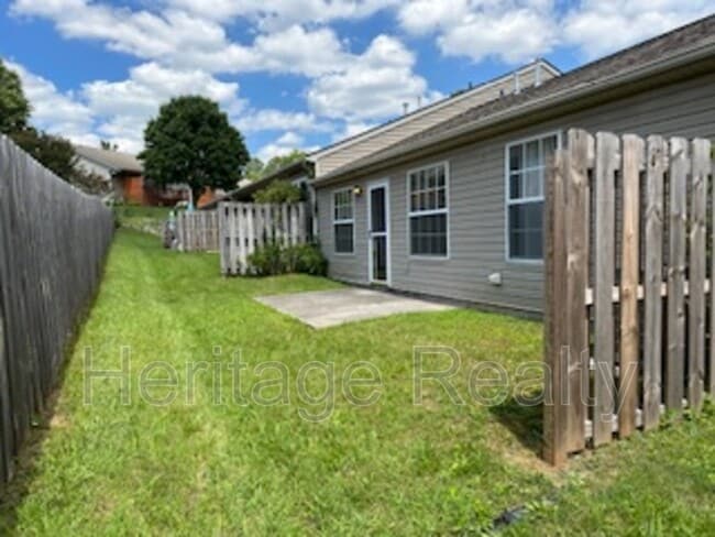 Building Photo - 8617 Little Field Way