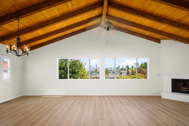 Building Photo - 324 D Ave