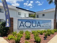 Building Photo - 2000 15th Ct NW