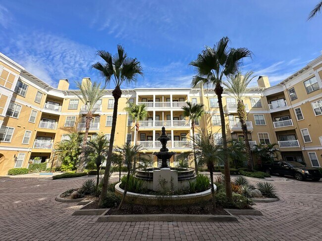 Building Photo - Spacious Downtown 1BR/1BA Condo with Pool View in Park North!!