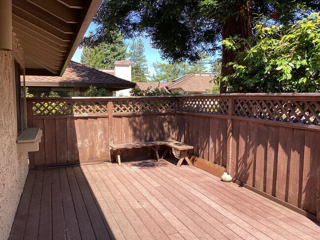 Building Photo - Willowbrook Aptos