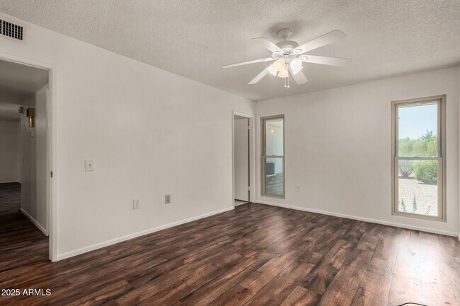Building Photo - 16828 N 108th Ave