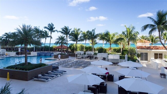Building Photo - 4775 Collins Ave