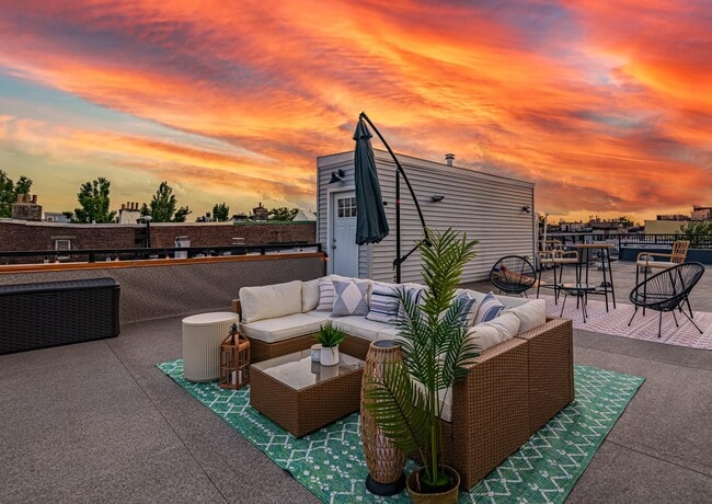 Building Photo - 260 Palisade Ave