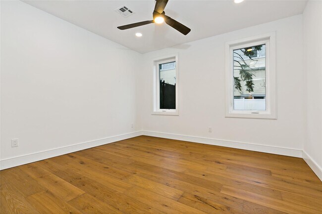 Building Photo - 92 S Highland Ave