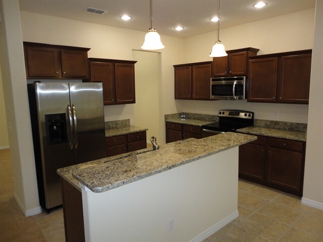 Building Photo - 513 Vista Ridge Dr