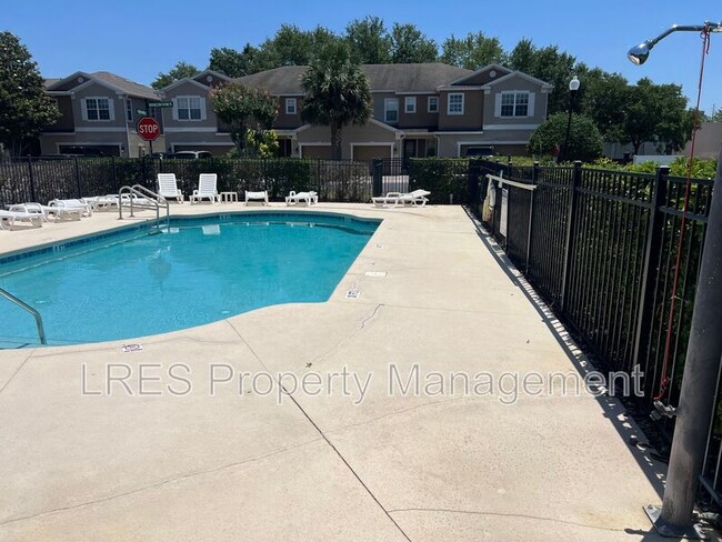 Building Photo - 1525 Orrington Payne Pl