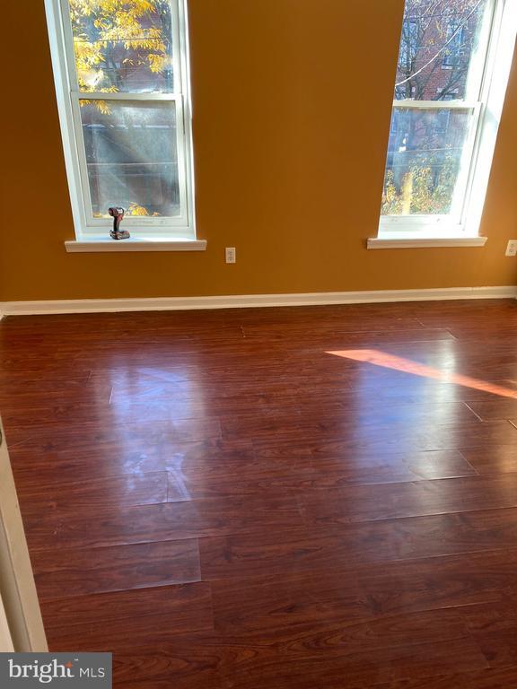 Building Photo - 607 Berkley St