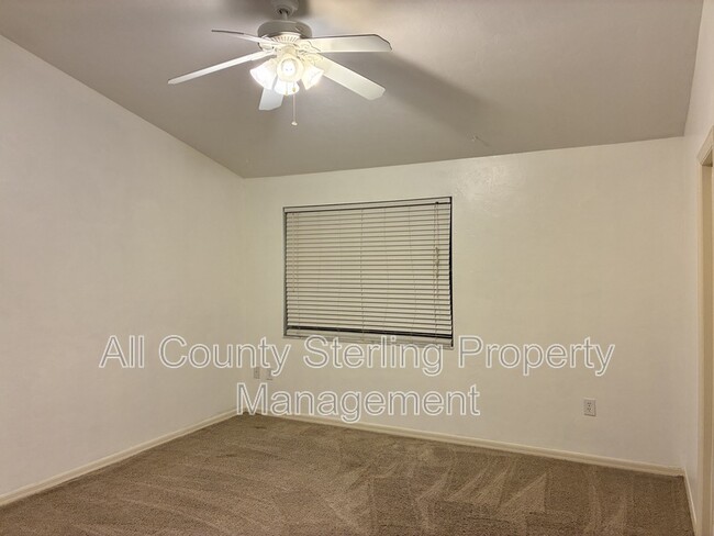 Building Photo - 9781 SW 52 Ln