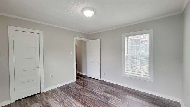 Building Photo - 4303 Gordon St