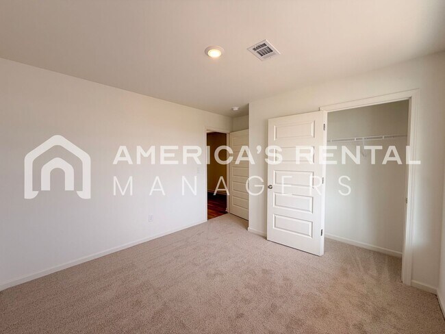 Building Photo - One-Month Free Move-in Special! New Construction Home for Rent in Tuscaloosa, AL! Sign a 13-month...