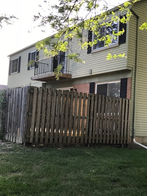 Building Photo - 37469 Charter Oaks Blvd