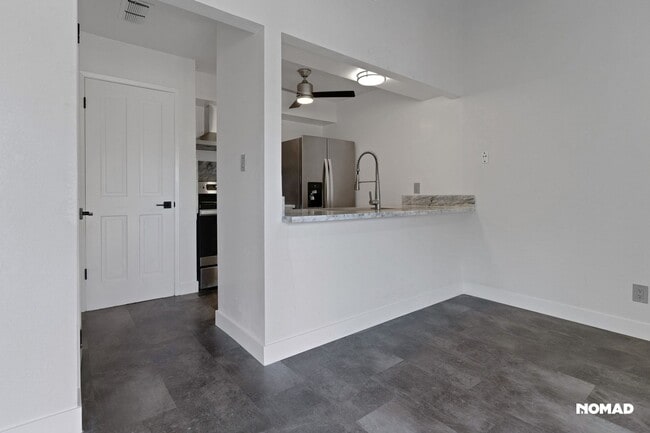 Building Photo - Charming 2BR Condo in Fresno