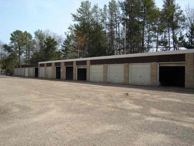 Building Photo - 3825 Robert St