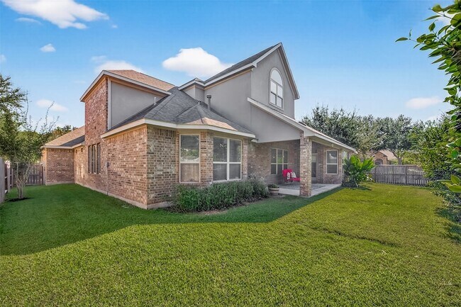Building Photo - 21331 Winding Path Way
