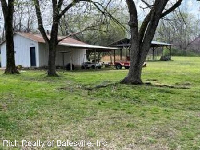 Building Photo - 3 br, 1 bath House - 1765 Punch Lane