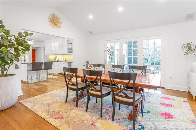 Building Photo - 6 Searles Rd