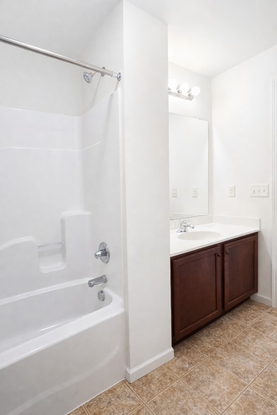 Building Photo - 108 Linda Sue Ln