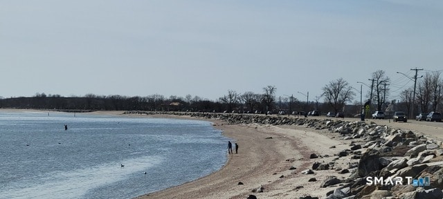 Building Photo - 50 Greenhouse Rd