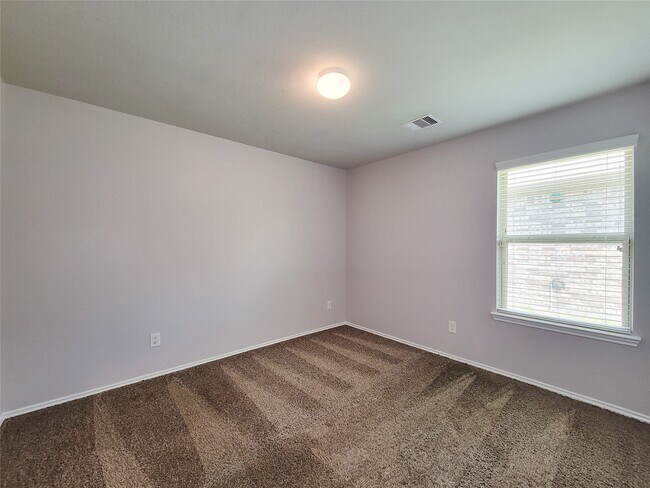 Building Photo - 5443 Dunsmore Harbor Ln