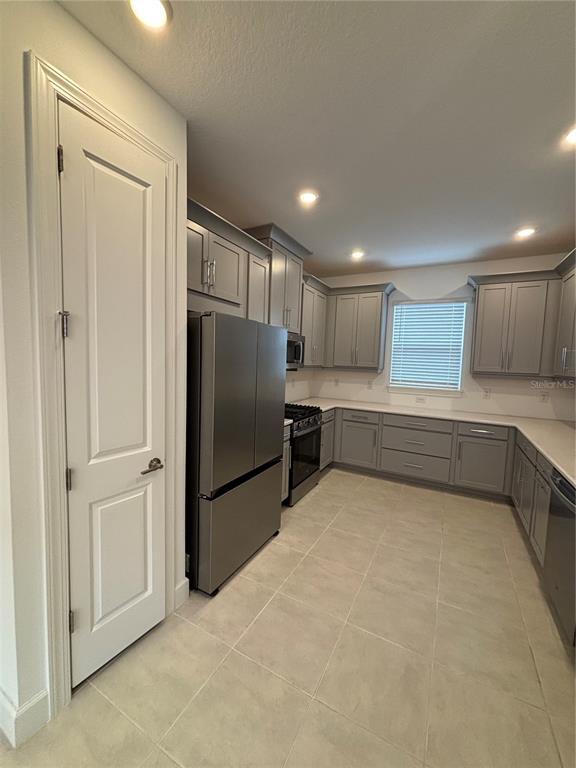 Building Photo - 16117 Isola Pl