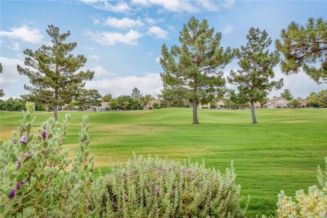 Building Photo - Amazing condominium in gated upscale neigh...