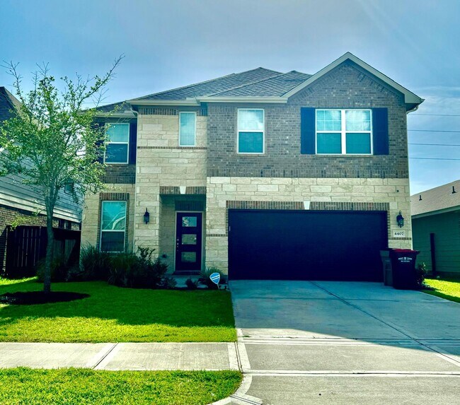 Primary Photo - 4407 Pale Fox Ln