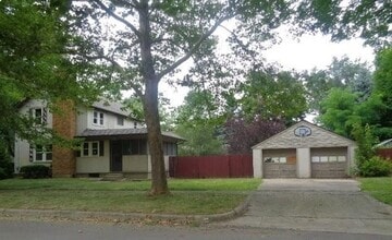 Building Photo - 502 N Mingo St