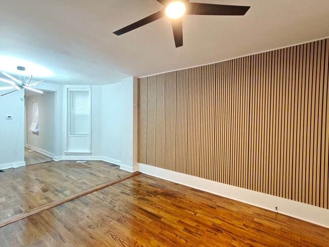 Building Photo - 5949 Addison St