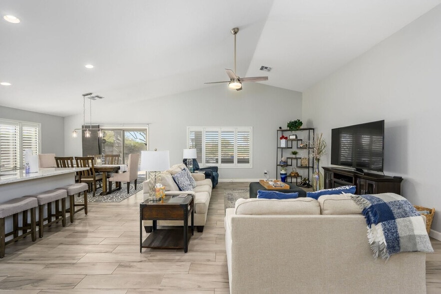 Building Photo - 34018 N Pate Pl