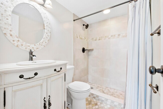 Building Photo - 1391 S Ocean Blvd